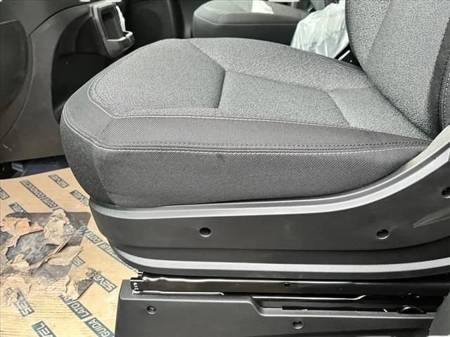 New 2025 RAM ProMaster 3500 w/ Quick Order Package 22G SLT image 9