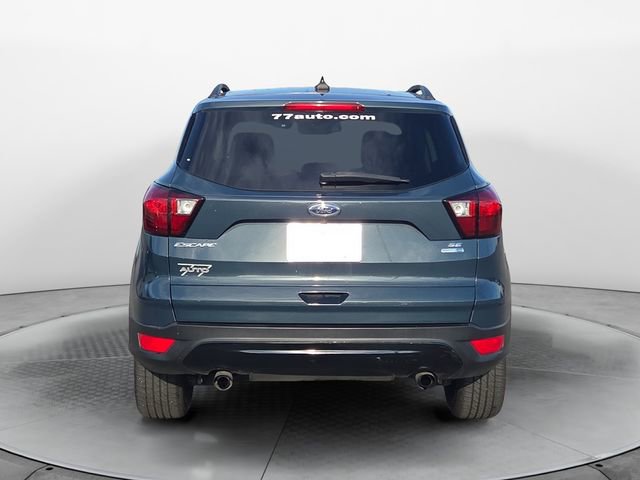 Used 2019 Ford Escape SE image 4