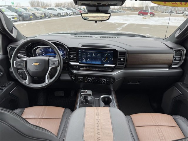 Used 2024 Chevrolet Silverado 1500 High Country w/ Technology Package image 19