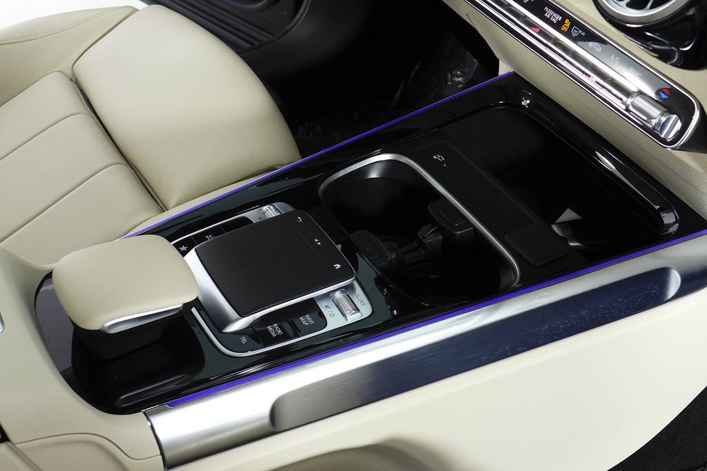 Used 2020 Mercedes-Benz GLB 250 image 15