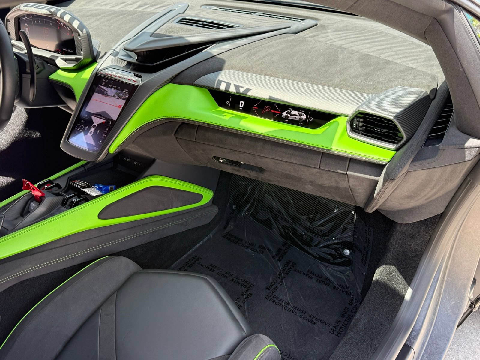 Used 2024 Lamborghini Revuelto AWD/4WD image 54