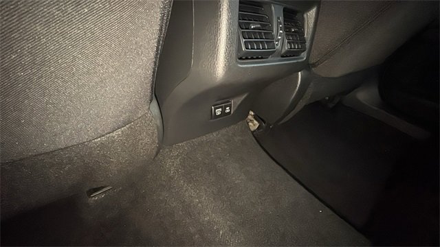 Used 2025 Toyota Camry LE image 21