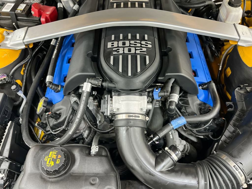 Used 2013 Ford Mustang Boss 302 w/ Boss 302 Accessory Pkg RWD image 23