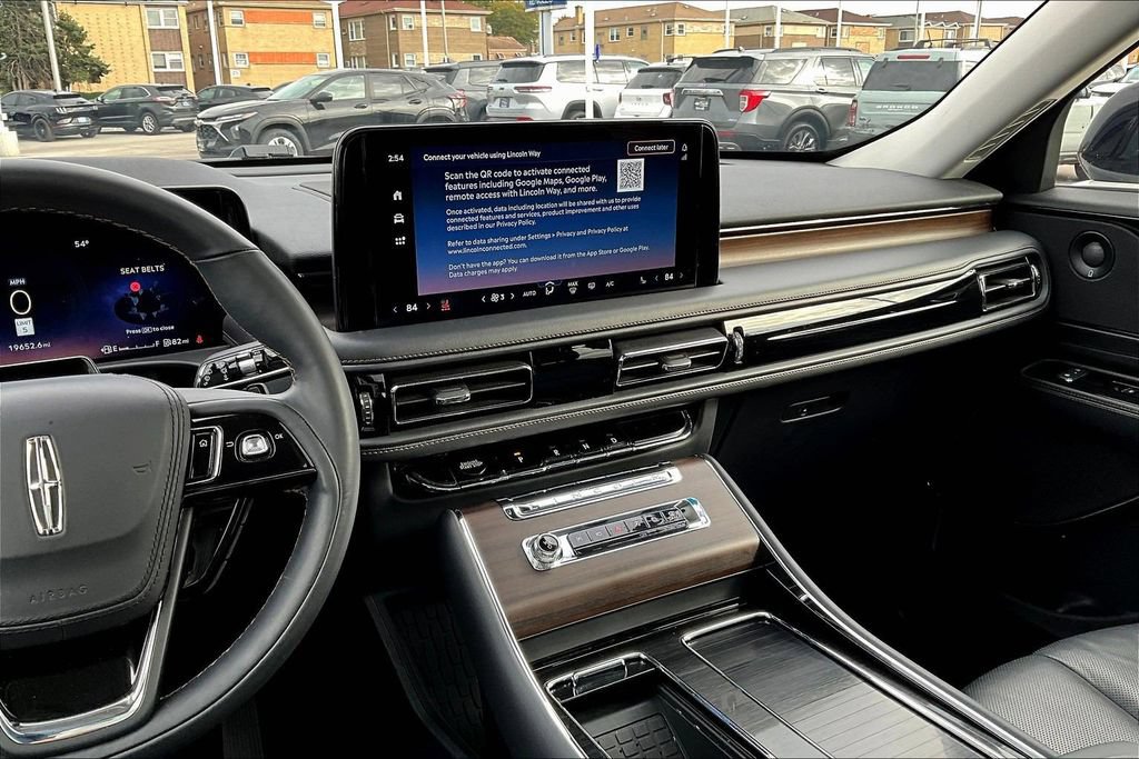 Used 2025 Lincoln Aviator Reserve w/ Jet Appearance Package AWD/4WD image 6