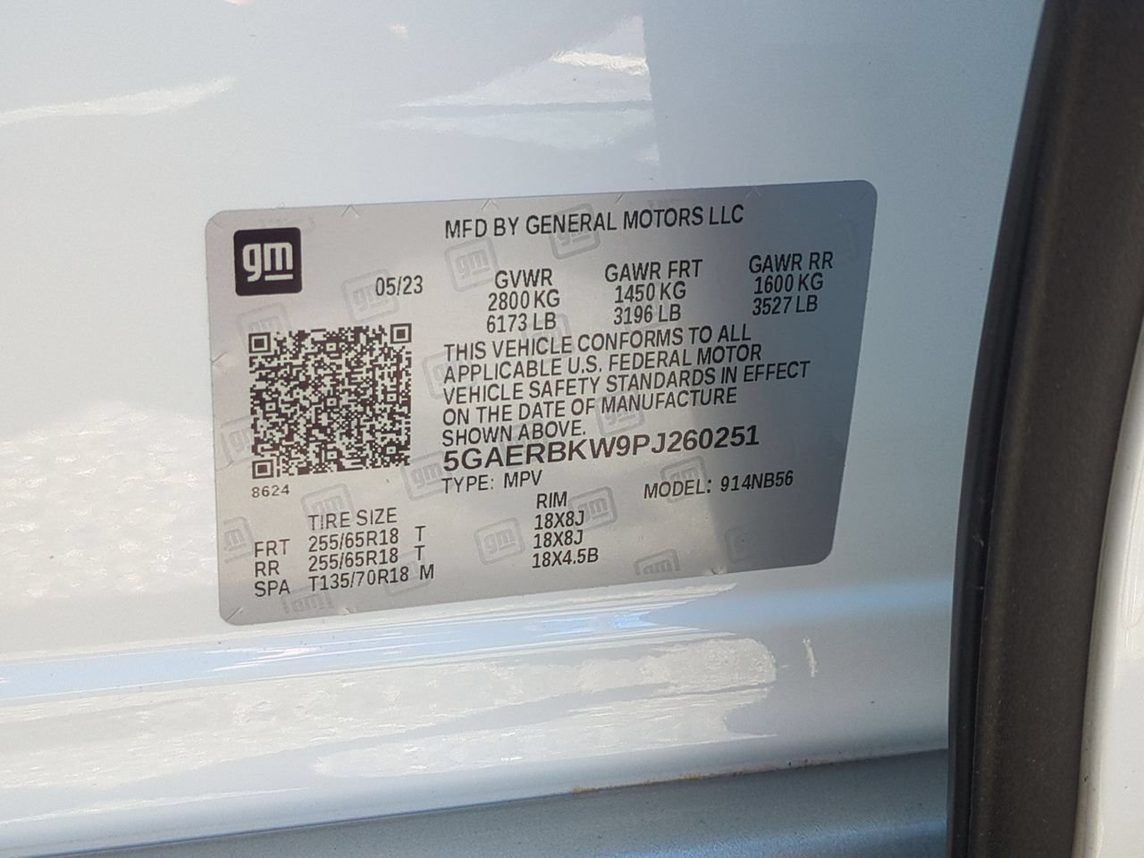 Used 2023 Buick Enclave Essence w/ Trailering Package, 5000 lbs. FWD image 32
