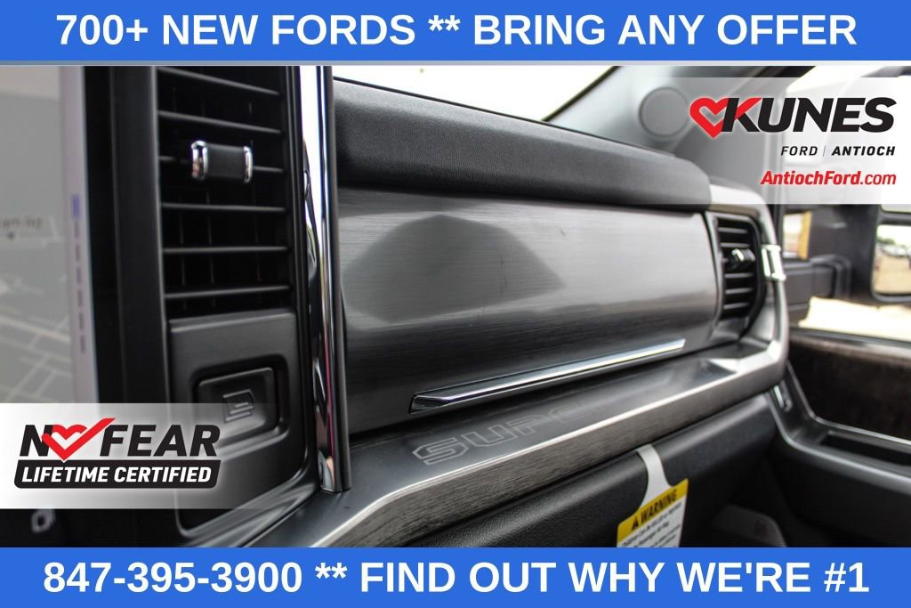 New 2025 Ford F250 Lariat w/ Black Appearance Package image 51