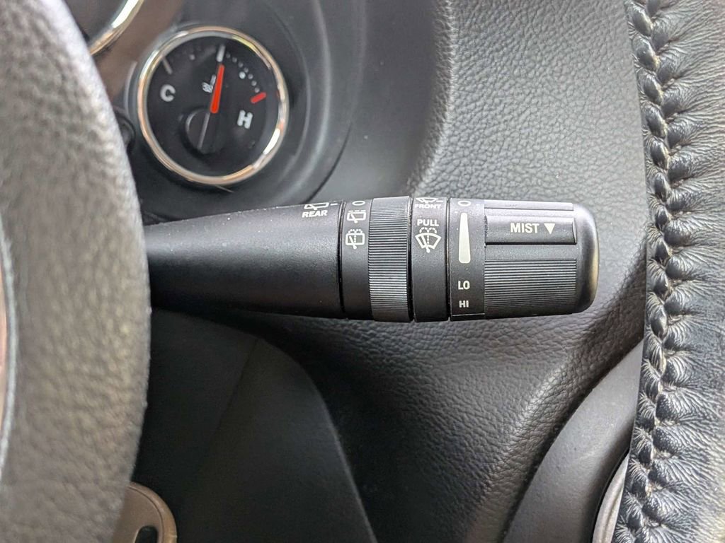 Used 2018 Jeep Wrangler Unlimited Sport image 26