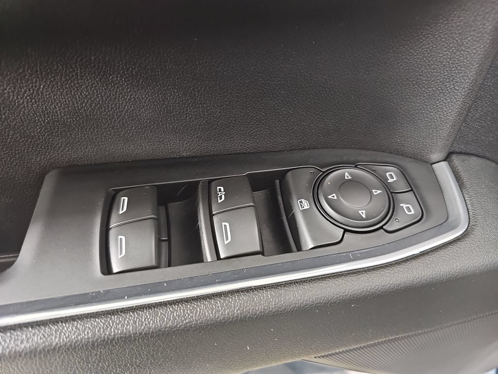 Certified 2024 Chevrolet Silverado 1500 LT AWD/4WD image 32