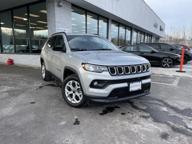 New 2026 Jeep Compass Latitude AWD/4WD image 3