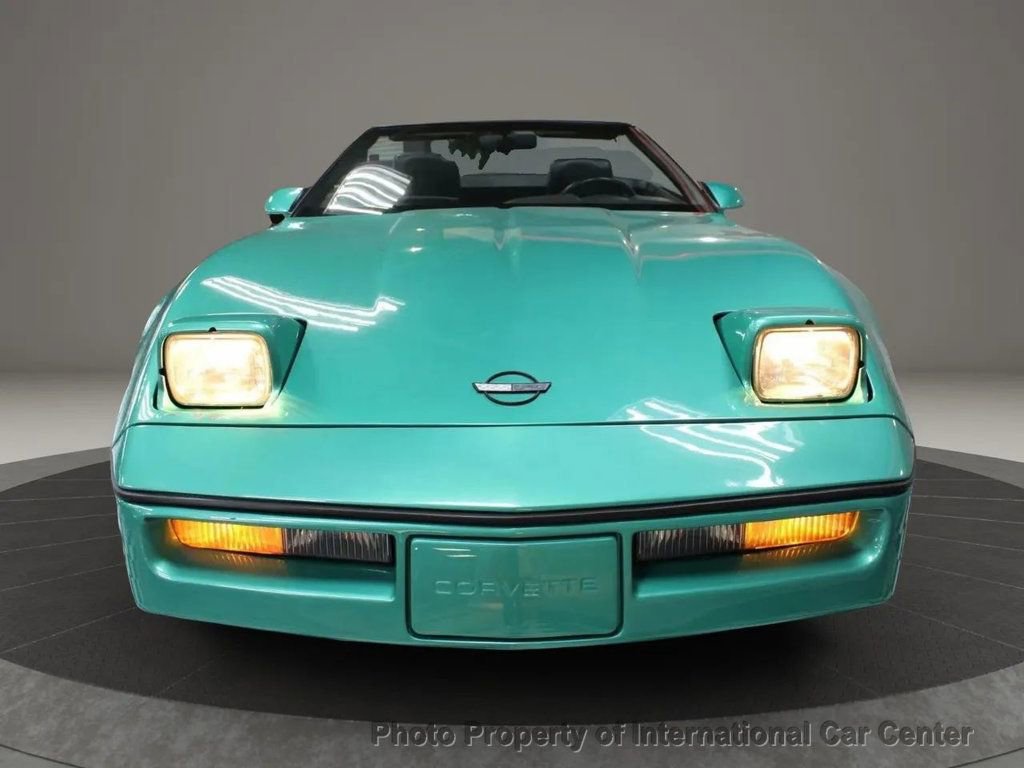 Used 1990 Chevrolet Corvette Convertible image 15