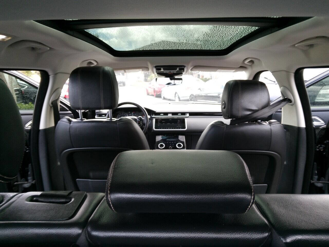 Used 2018 Land Rover Range Rover Velar S AWD/4WD image 30