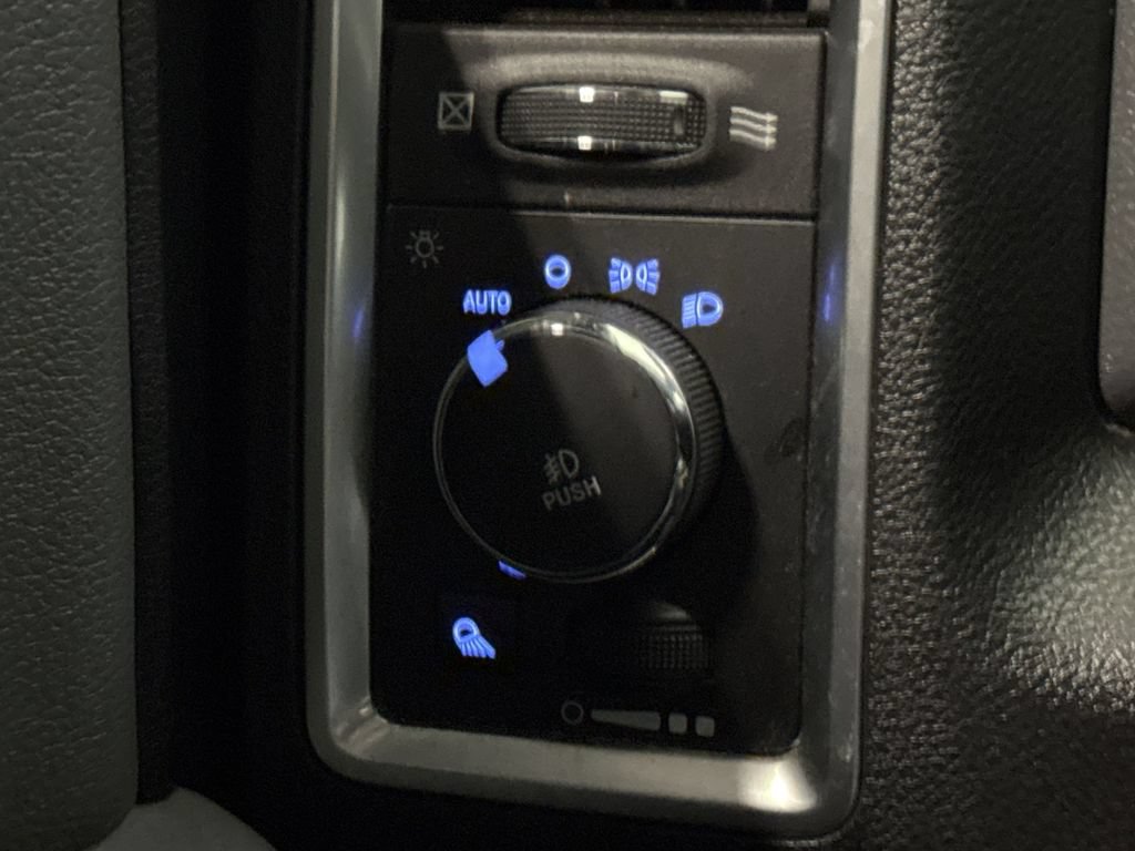 Used 2017 RAM 1500 Big Horn AWD/4WD image 19