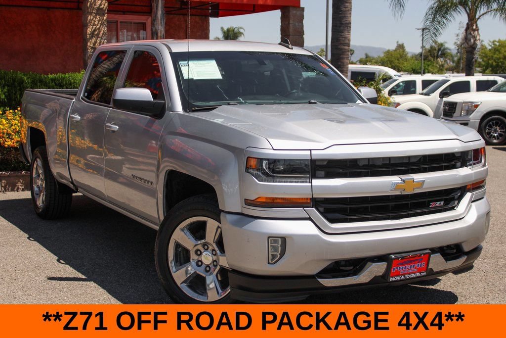 Used 2017 Chevrolet Silverado 1500 LT w/ All Star Edition AWD/4WD image 2