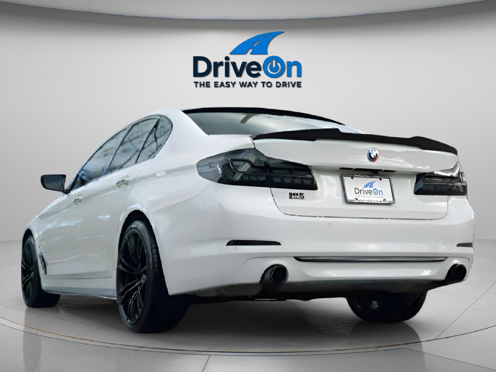 Used 2018 BMW 530e xDrive image 5