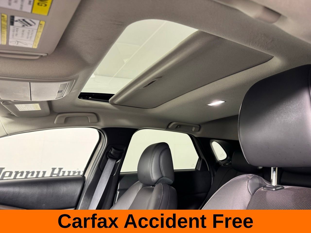 Used 2024 MAZDA CX-30 AWD 2.5 S w/ Premium Package image 3