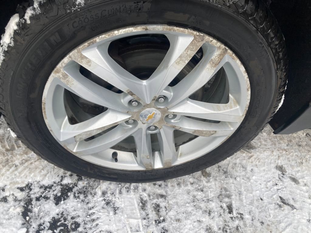 Used 2018 Chevrolet Equinox Premier image 35