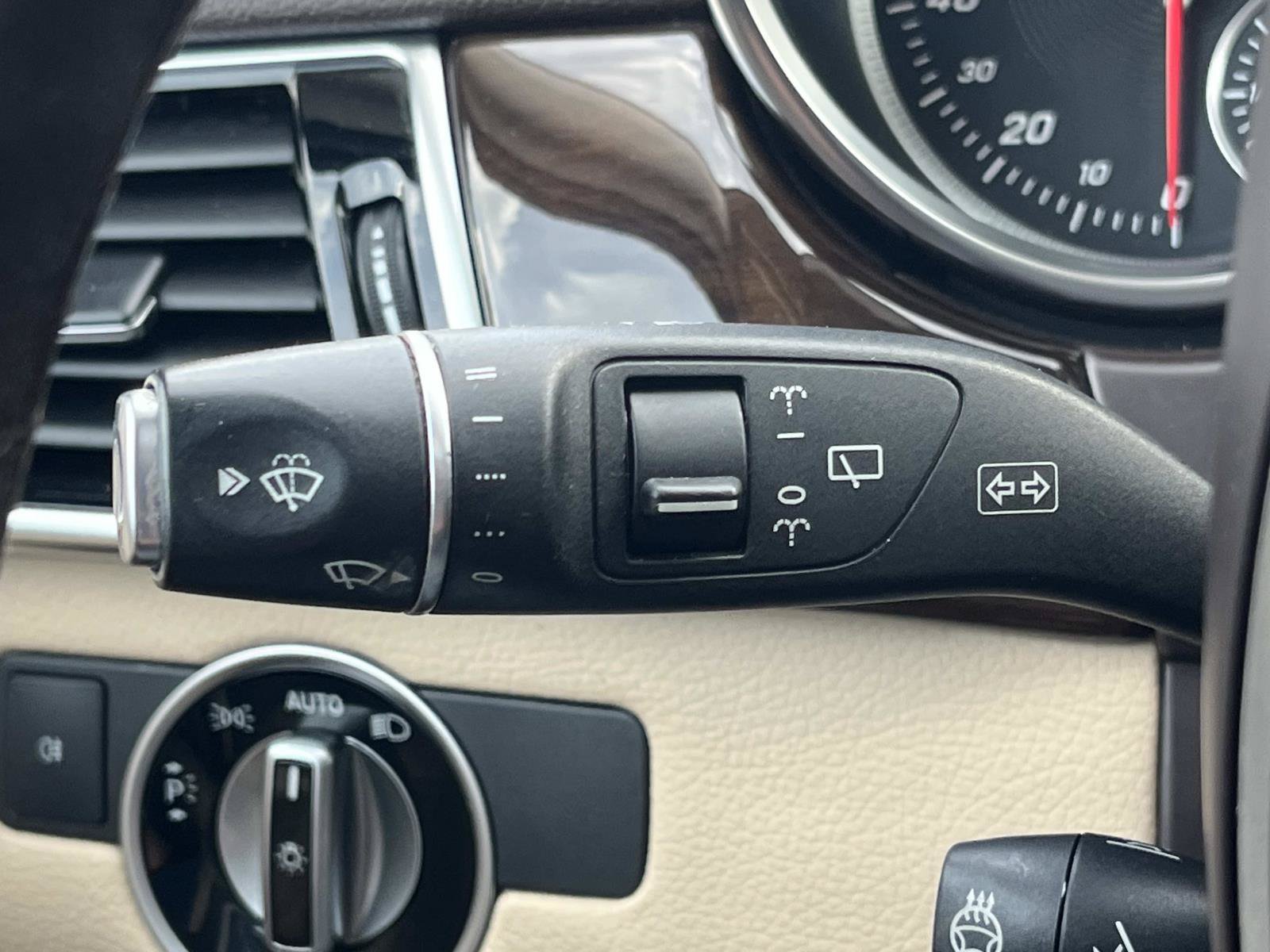Used 2018 Mercedes-Benz GLE 350 4MATIC image 42