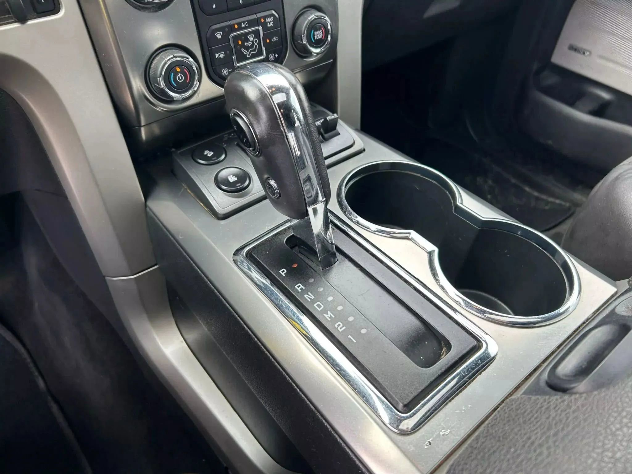 Used 2014 Ford F150 Raptor w/ Equipment Group 801A Luxury image 35