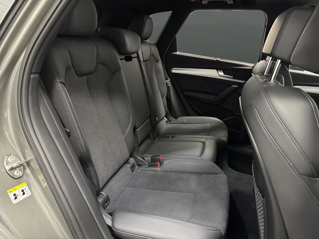 Used 2023 Audi Q5 e Prestige w/ Prestige Package image 31