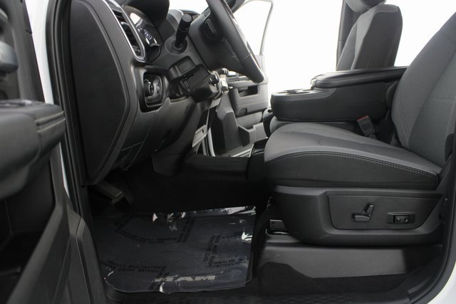 Used 2024 RAM 2500 Big Horn w/ Bed Utility Group image 15