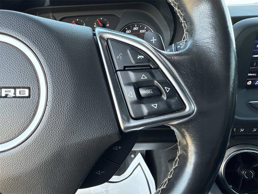 Used 2020 Chevrolet Camaro LT image 15