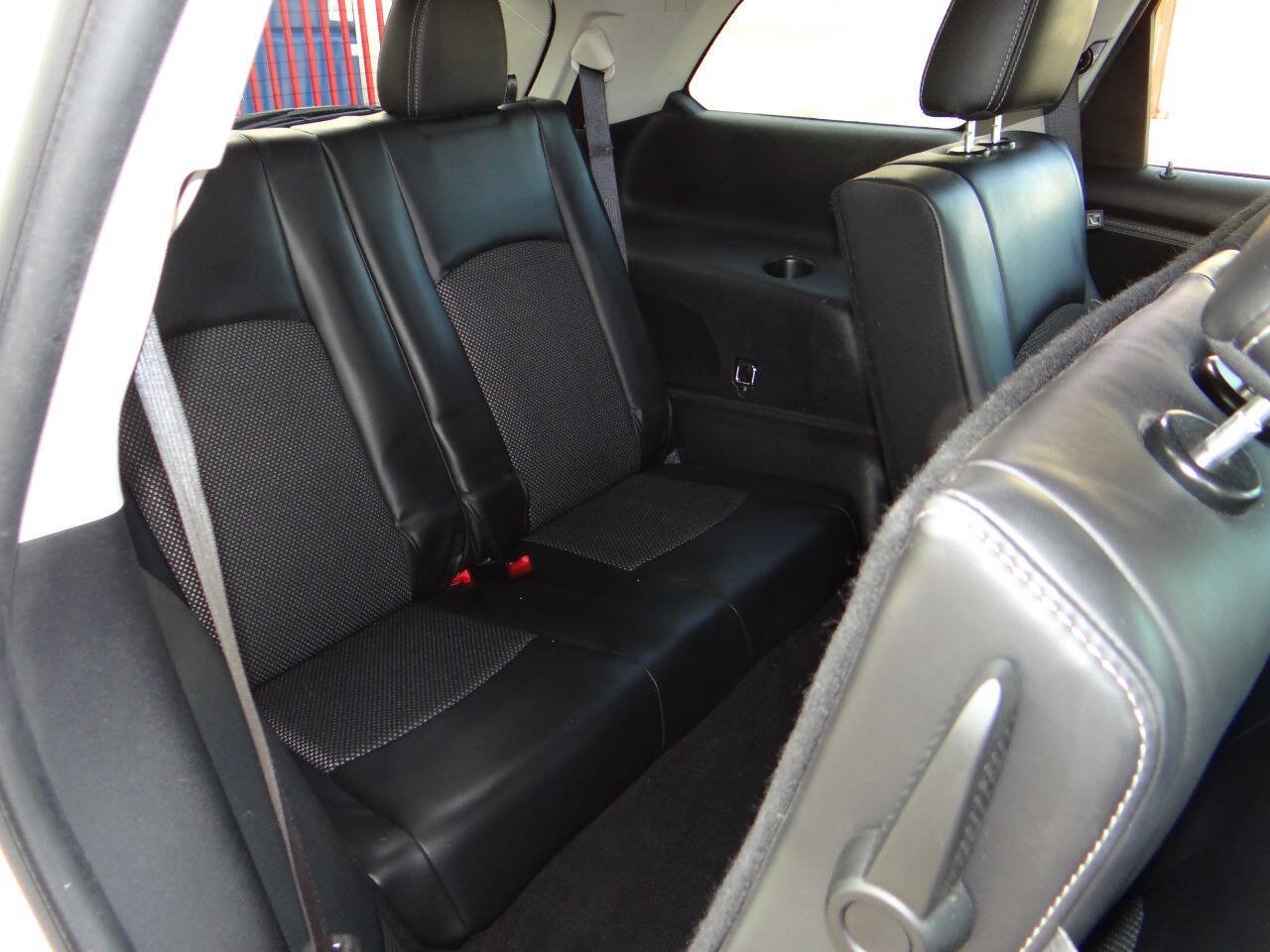 Used 2017 Dodge Journey Crossroad FWD image 23