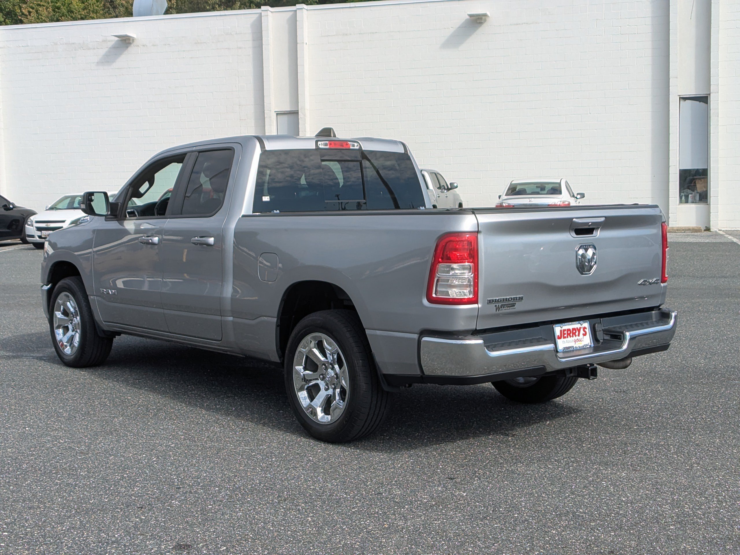 Used 2022 RAM 1500 Big Horn AWD/4WD image 6