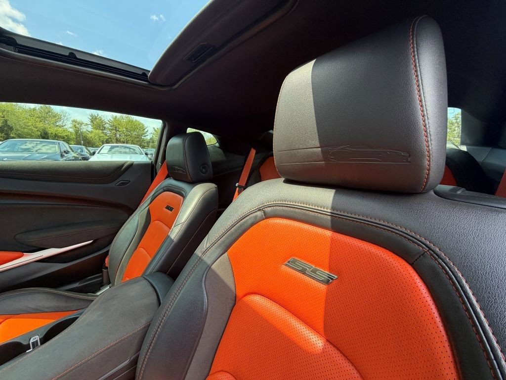 Used 2018 Chevrolet Camaro SS w/ Hot Wheels Edition RWD image 24