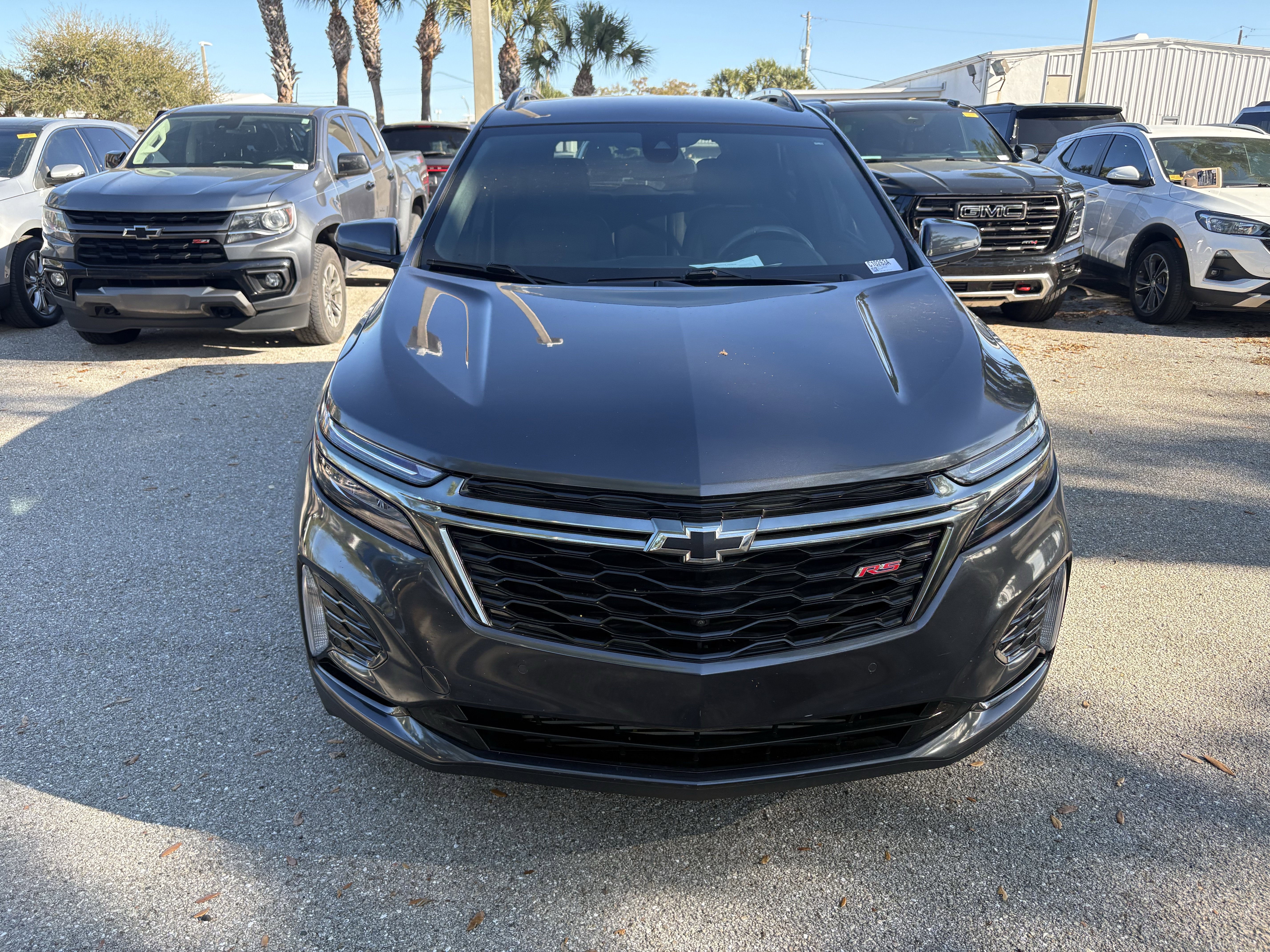 Used 2022 Chevrolet Equinox RS w/ RS Leather Package image 2