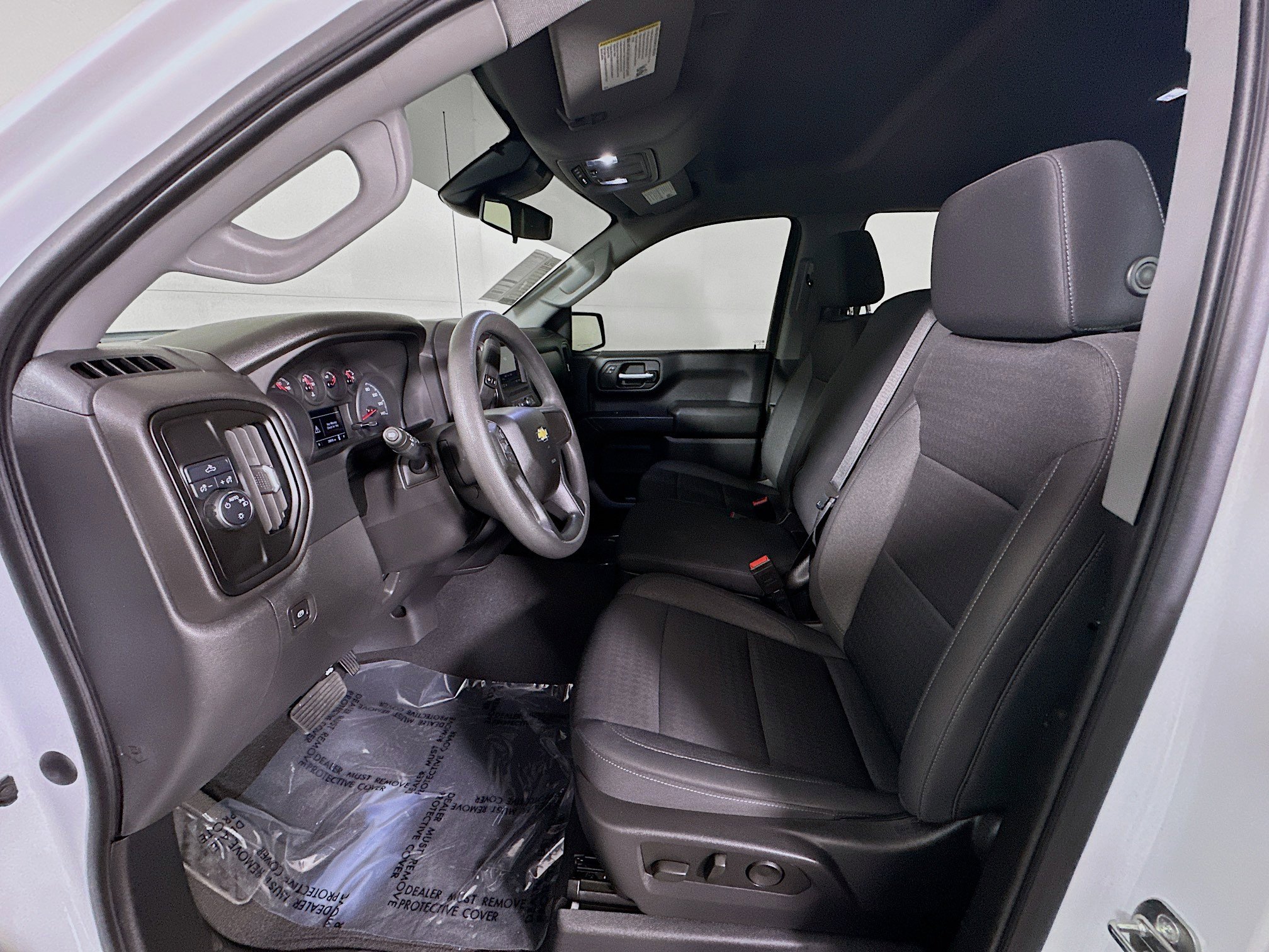 Used 2023 Chevrolet Silverado 1500 Custom image 12