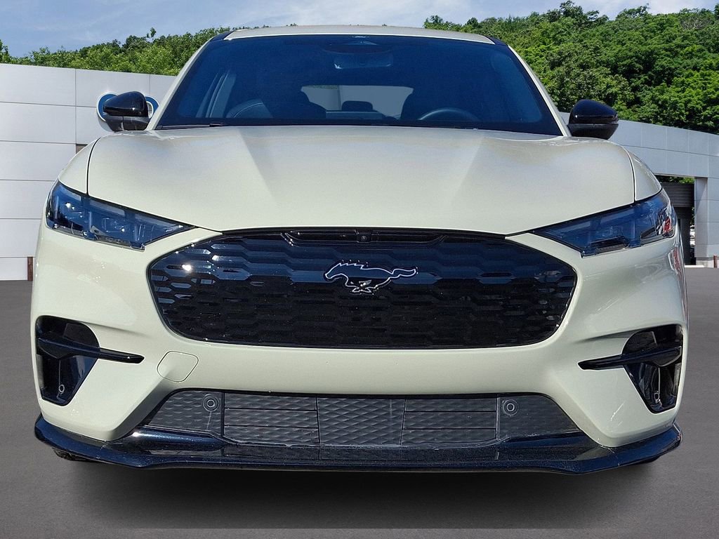 Certified 2025 Ford Mustang Mach-E GT image 2