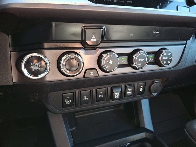 Certified 2019 Toyota Tacoma TRD Sport w/ Technology Package AWD/4WD image 15