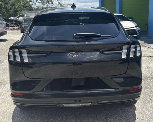 Used 2022 Ford Mustang Mach-E Premium RWD image 5