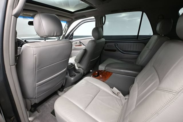 Used 2005 Toyota Sequoia Limited AWD/4WD image 34