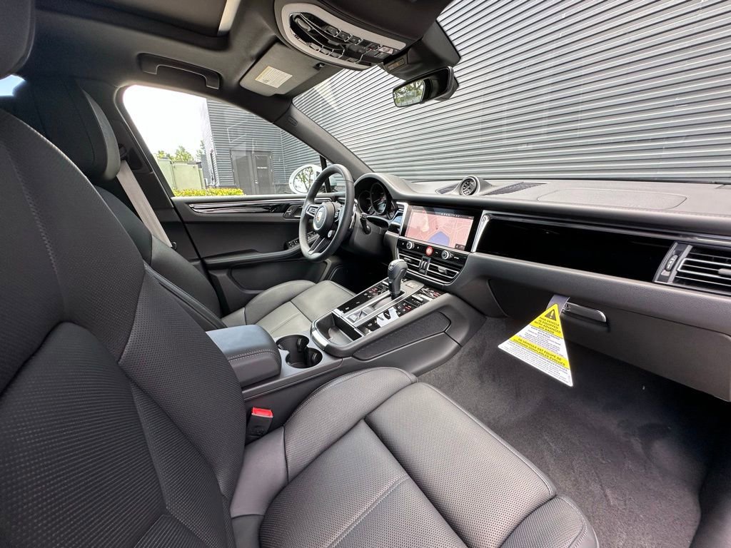 Used 2026 Porsche Macan S image 37