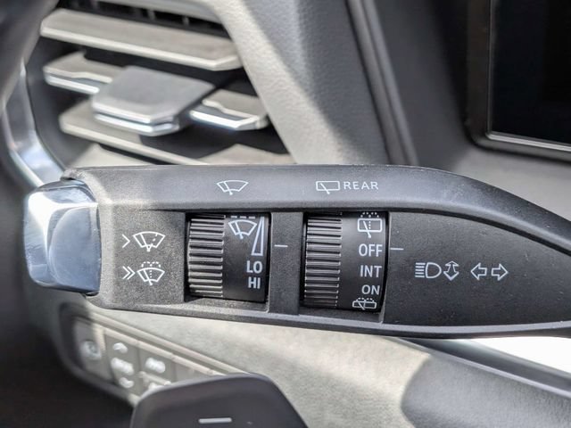 New 2027 GMC Terrain Elevation w/ Elevation Premium Package AWD/4WD image 27