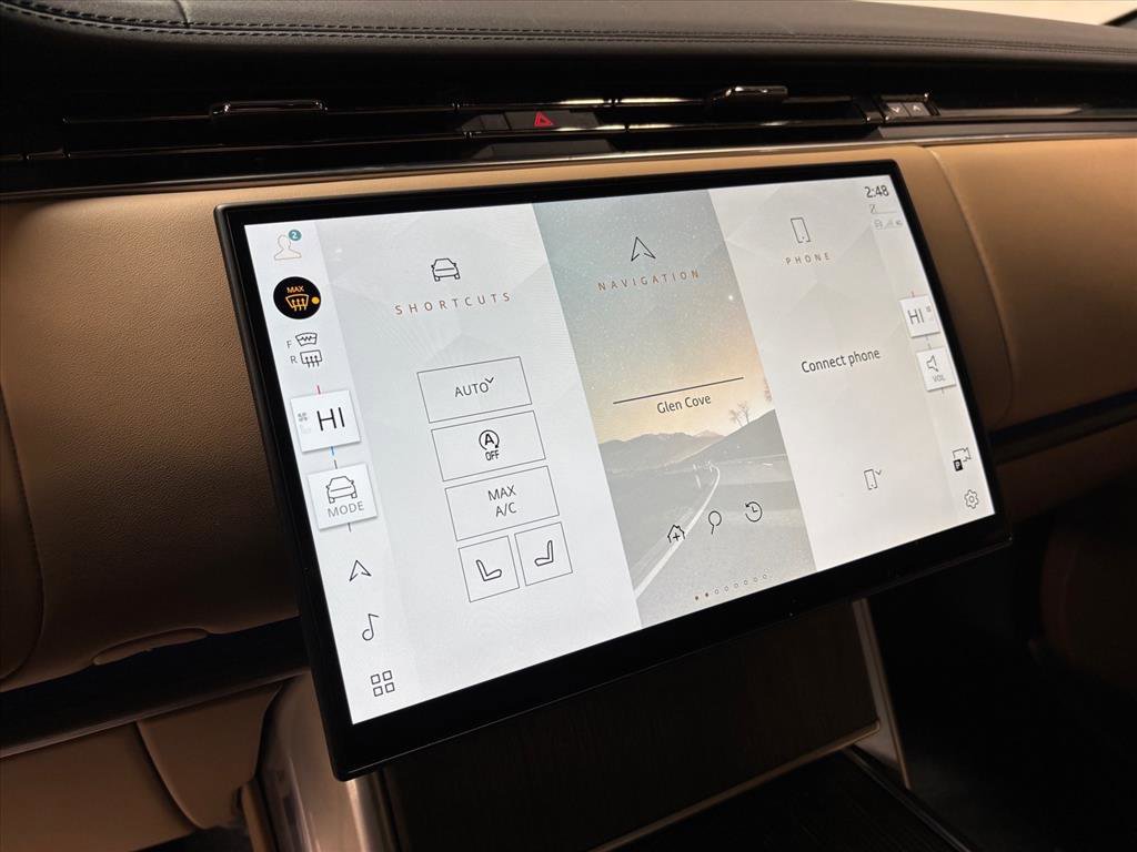 Used 2025 Land Rover Range Rover Long Wheelbase SE image 16