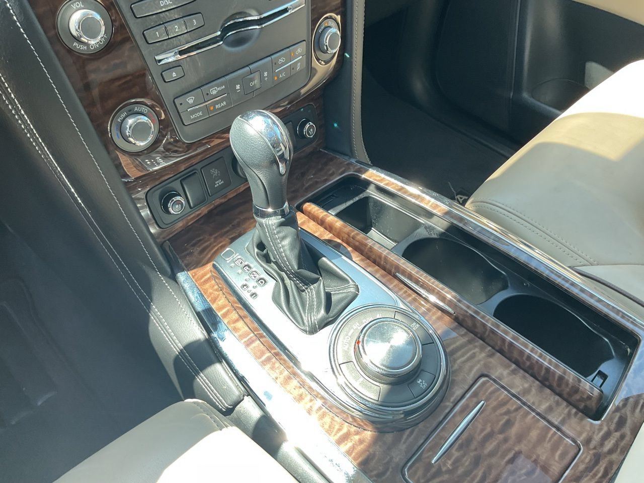 Used 2019 Nissan Armada Platinum w/ Captain's Chairs Package AWD/4WD image 31
