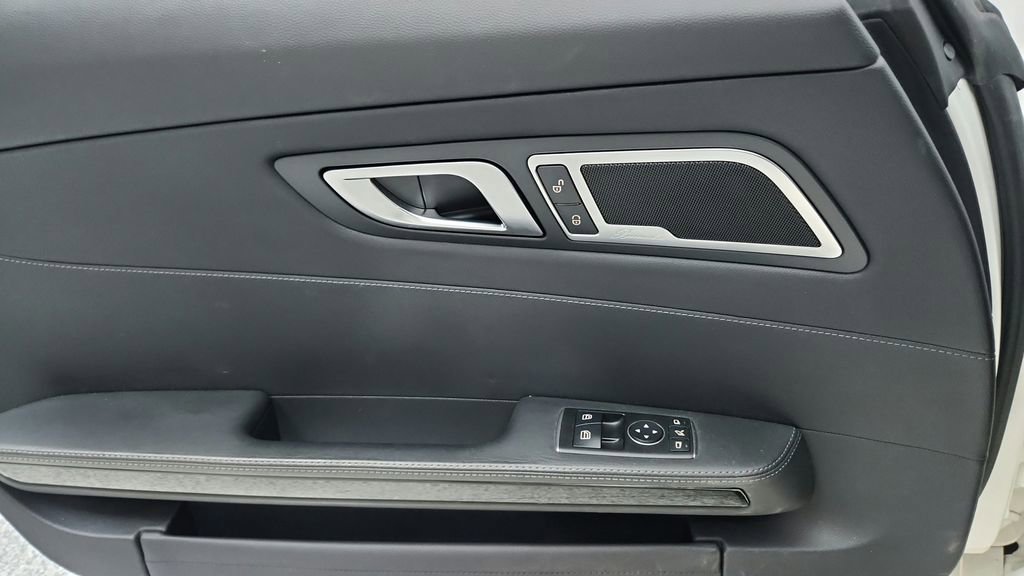 Used 2017 Mercedes-Benz AMG GT Coupe image 19