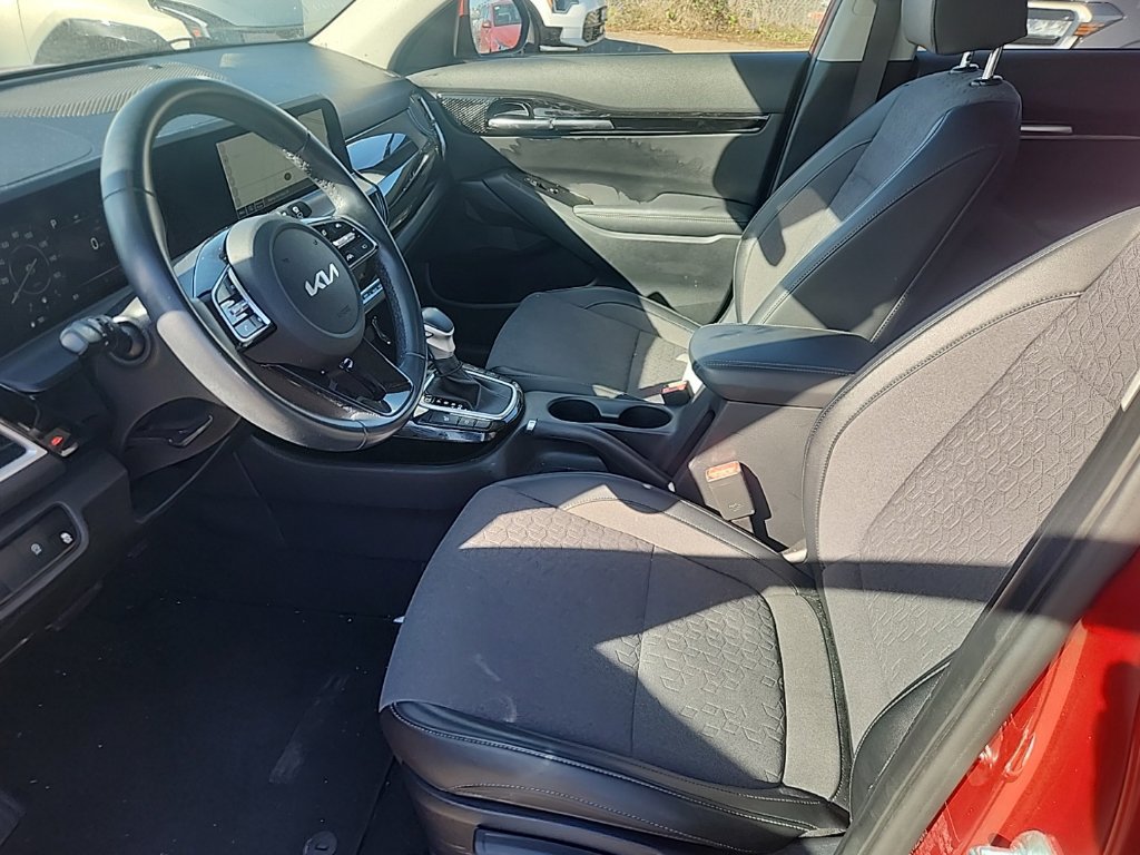 Certified 2024 Kia Seltos S AWD/4WD image 18