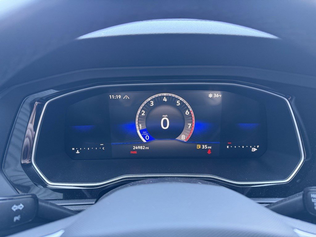 Used 2024 Volkswagen Jetta S image 10