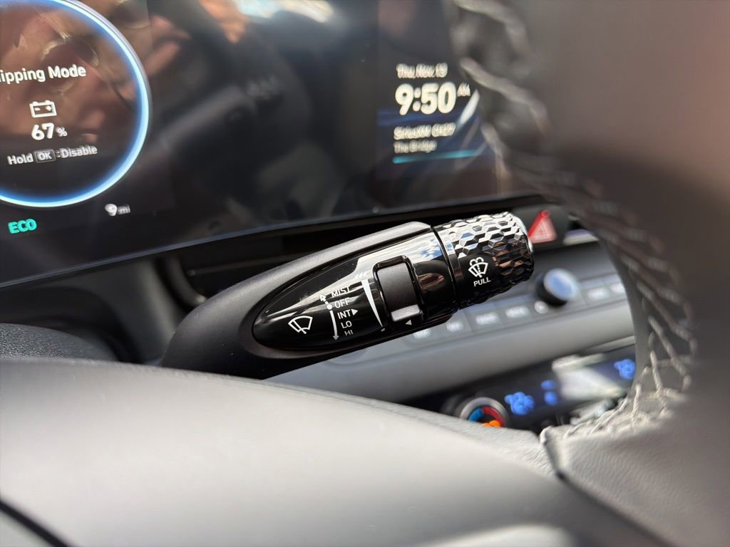 New 2026 Hyundai Elantra Sport FWD image 34
