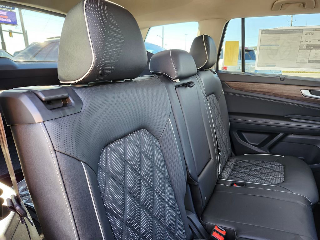 New 2026 Volkswagen Atlas SEL Premium R-Line image 15
