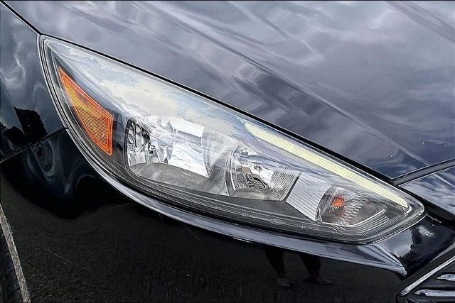 Used 2017 Ford Focus SE FWD image 27