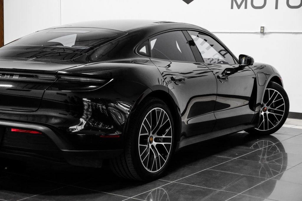 Used 2023 Porsche Taycan w/ Premium Package image 16
