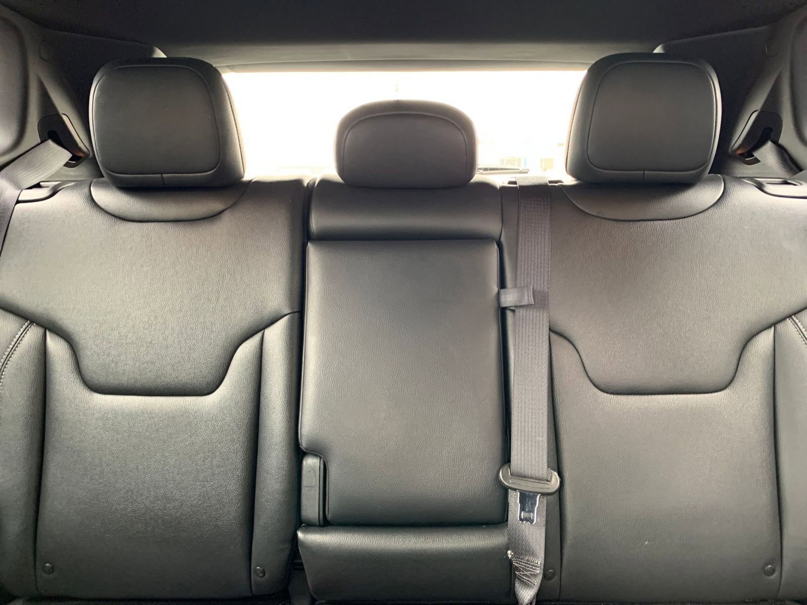 Used 2025 Jeep Compass Limited image 39