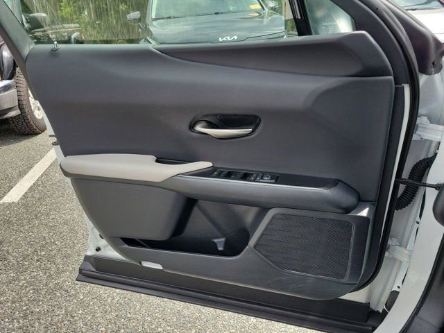 Used 2025 Lexus UX 300h FWD w/ Accessory Package (Z2) image 35