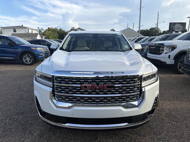 Used 2023 GMC Acadia Denali w/ Denali Technology Package FWD image 2
