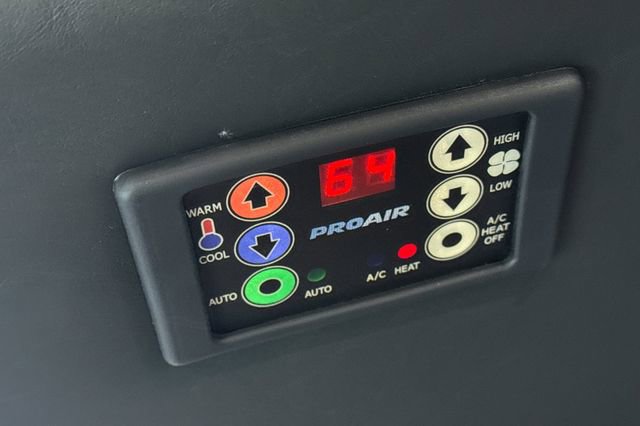 Used 2016 Mercedes-Benz Sprinter 3500 image 38