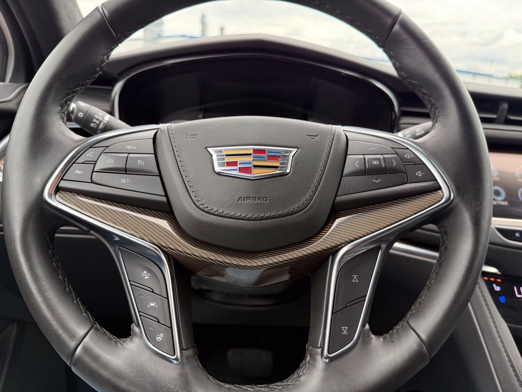 Used 2019 Cadillac XT5 Platinum AWD/4WD image 30
